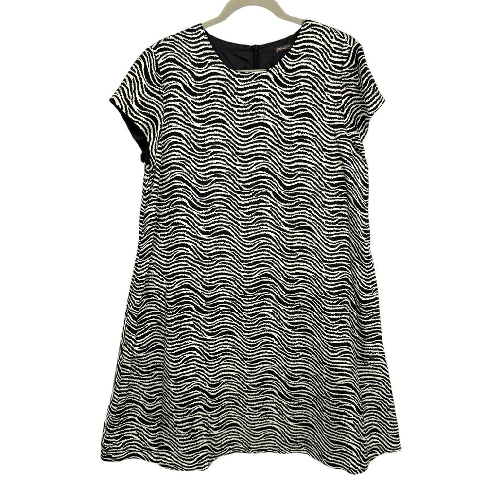 J McLaughlin Silk Shift Dress Large Black White Zebra Print Pockets Short Sleeve